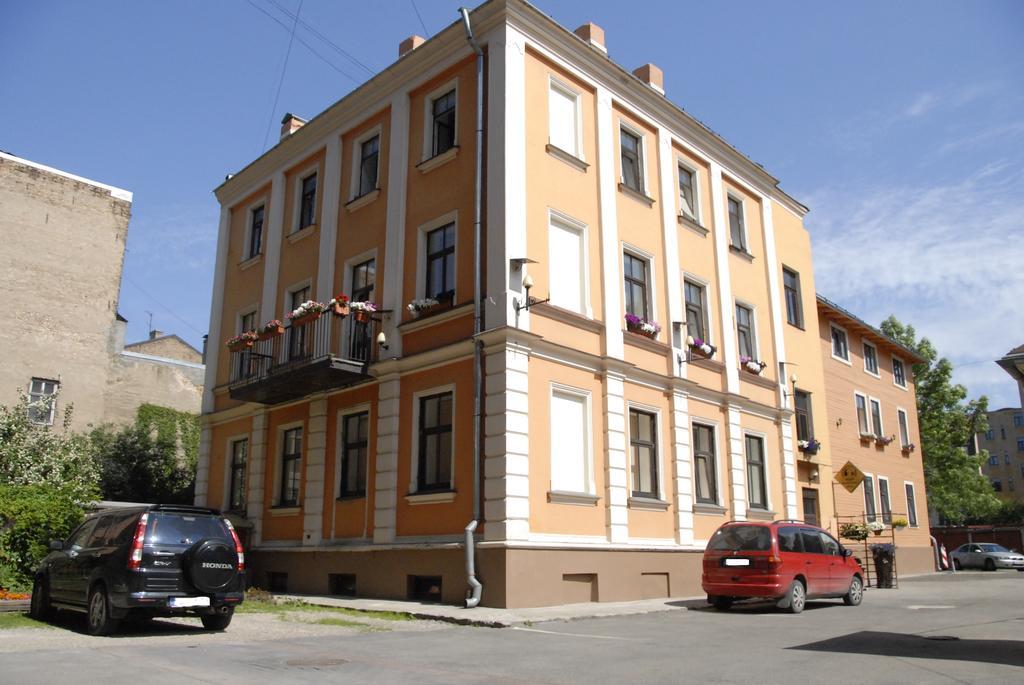 Knights Court Hotel Riga Luaran gambar