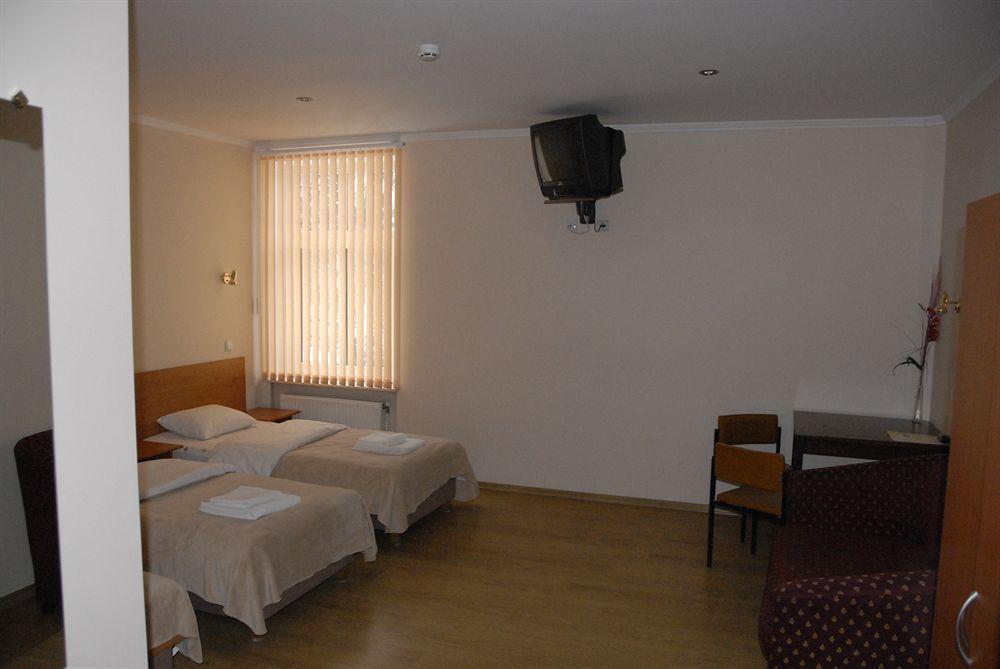 Knights Court Hotel Riga Luaran gambar