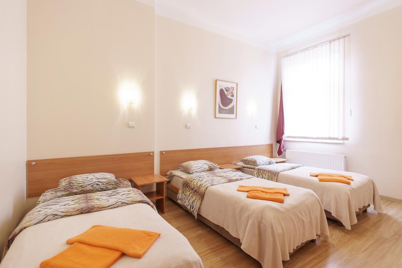 Knights Court Hotel Riga Luaran gambar