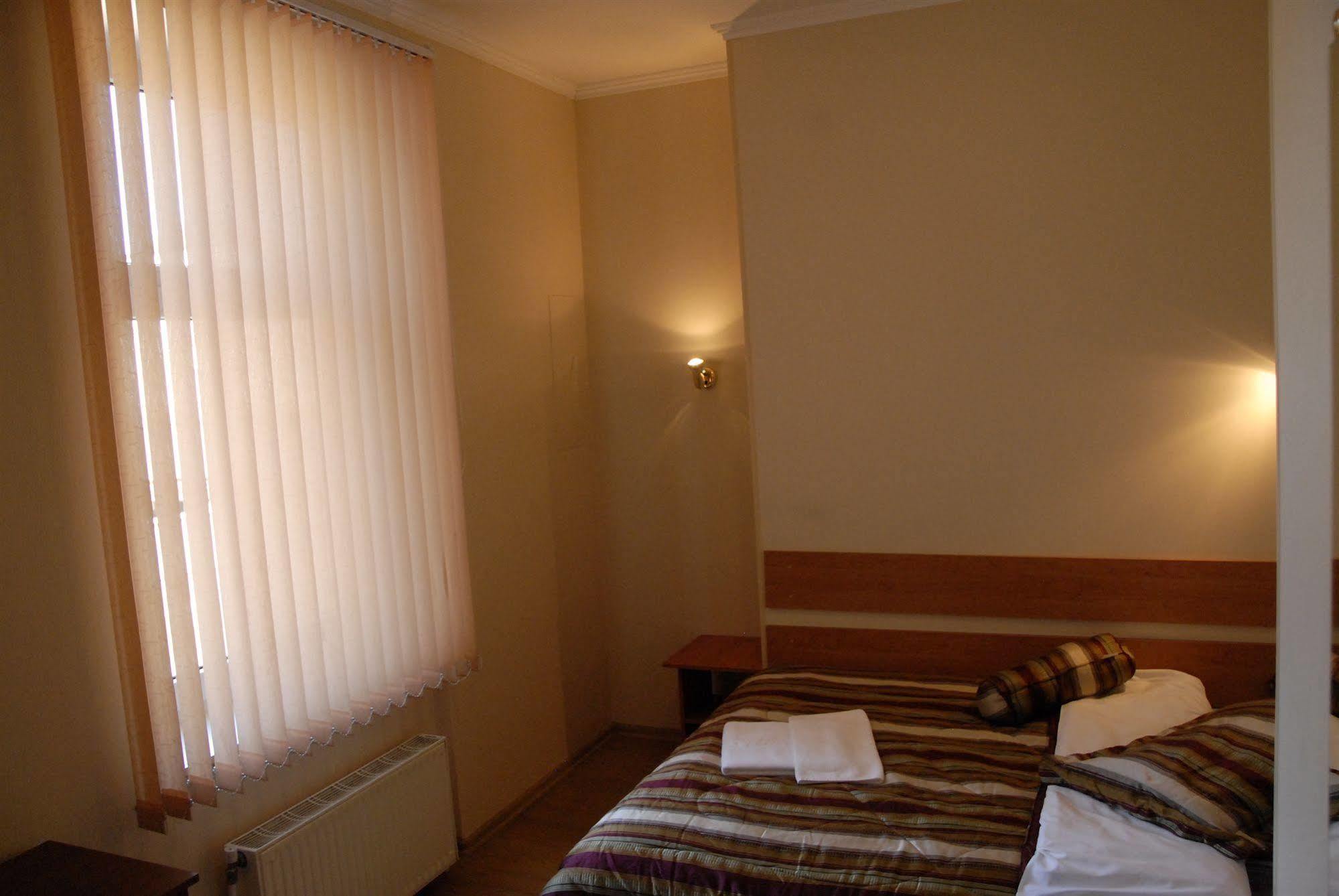 Knights Court Hotel Riga Luaran gambar