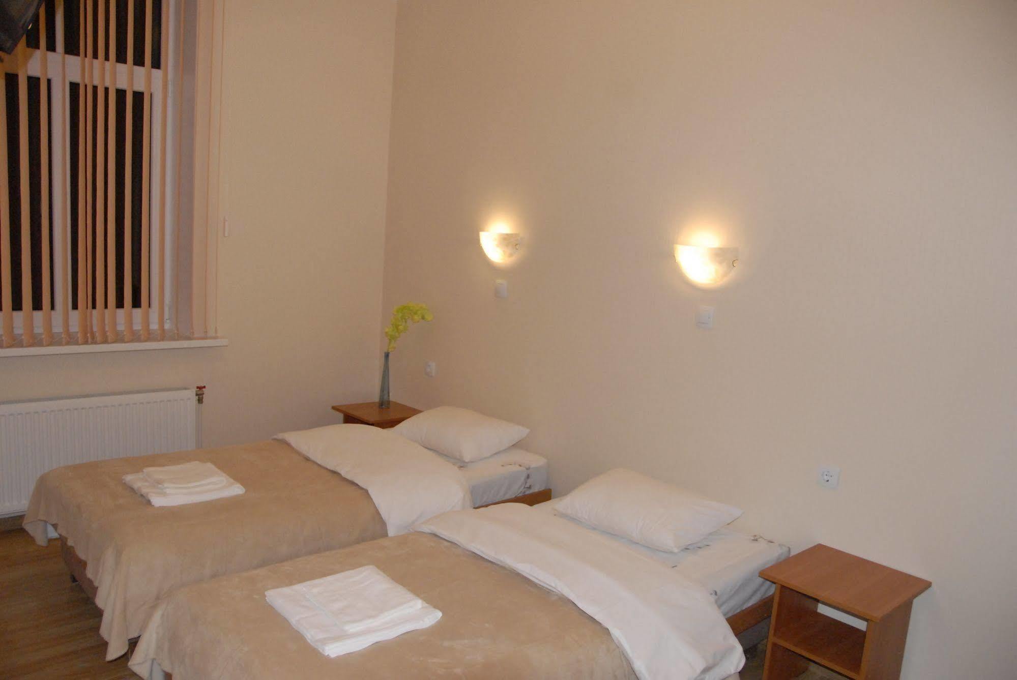 Knights Court Hotel Riga Luaran gambar