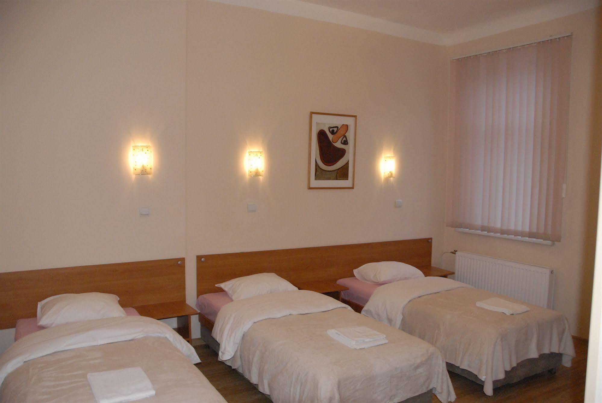 Knights Court Hotel Riga Luaran gambar