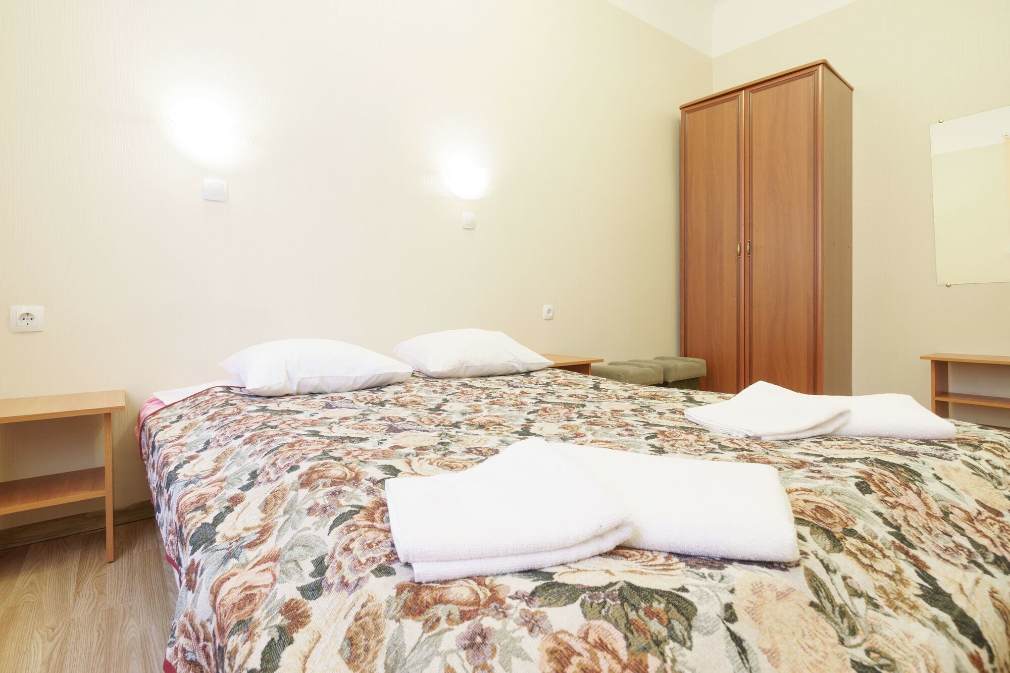 Knights Court Hotel Riga Luaran gambar